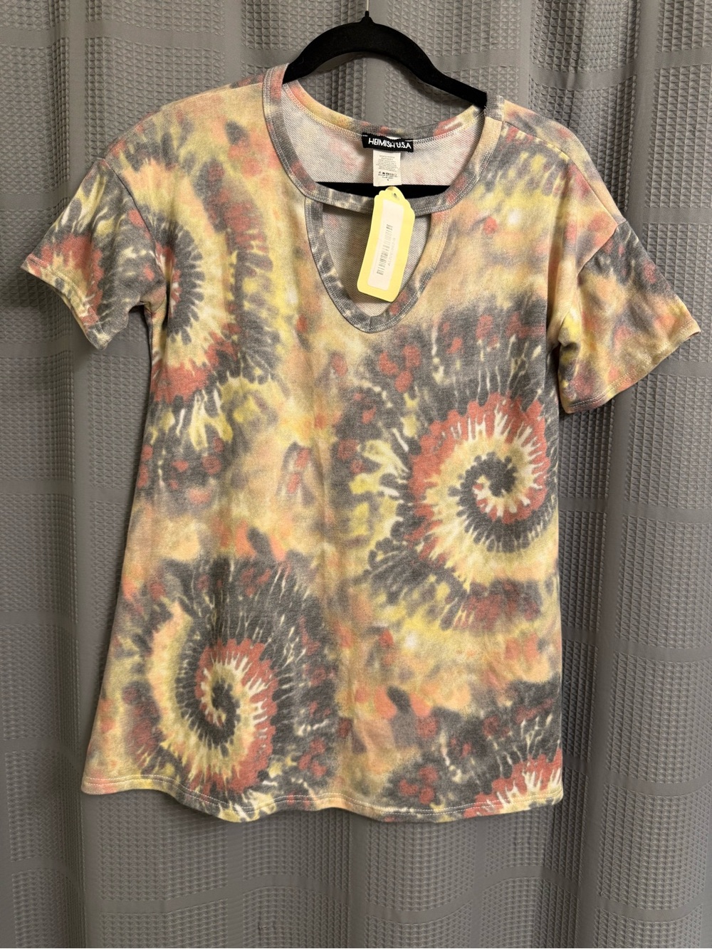 Heimish USA Tie Dye Keyhole Cutout Top Size S New With Tags Earthy Swirl